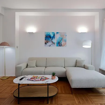 Apartman Repubblica Iii-hosted By Sweetstay