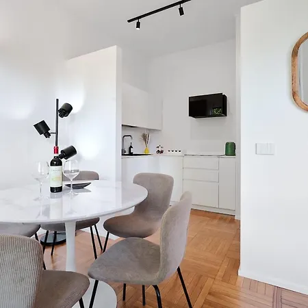 Apartament Repubblica Iii-hosted By Sweetstay Mediolan