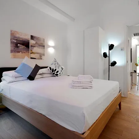 Apartament Repubblica Iii-hosted By Sweetstay Mediolan